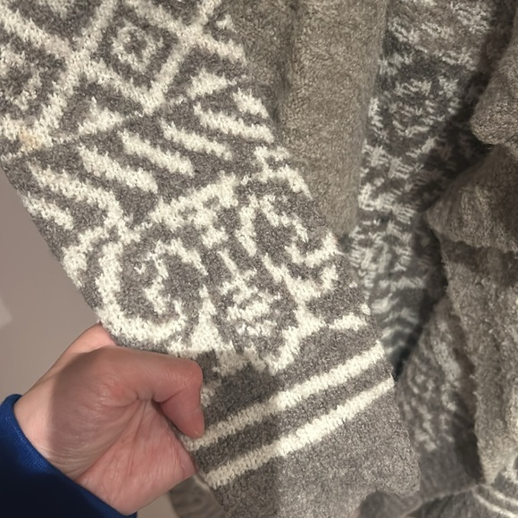 Abercrombie and Fitch Wool Cardigan - Picture 3 of 5